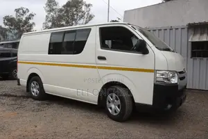 New Toyota Quantum 2019 White