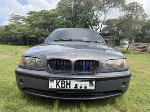 BMW 318i 2005 Gray