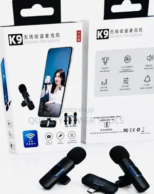 Wireless Lavalier Microphone Set With Two Microphones