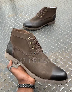 Timberland Leather Brown Chukka Boots