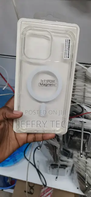 iPhone 16 Pro Max Transparent Polycarbonate CASING.