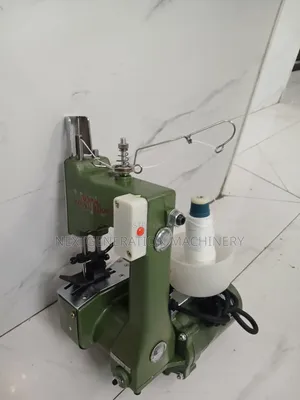 Bag Closer Machine