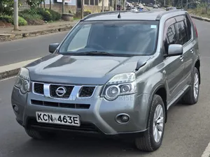 Nissan X-Trail 2010 Gray