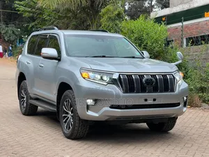 Toyota Land Cruiser Prado 2019 Silver