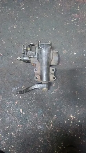 Toyota Land Cruiser Steering Rack Box