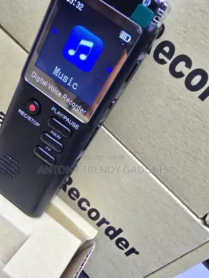 Professional 8GB Audio Recorder With Noise Reduction