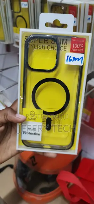 iPhone 16 Pro Max Dual-Tone Design Shock-Absorbent CASE