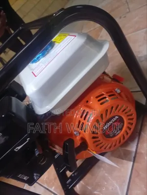 New Arrival Honda Vibratir With Poker 9.0hp