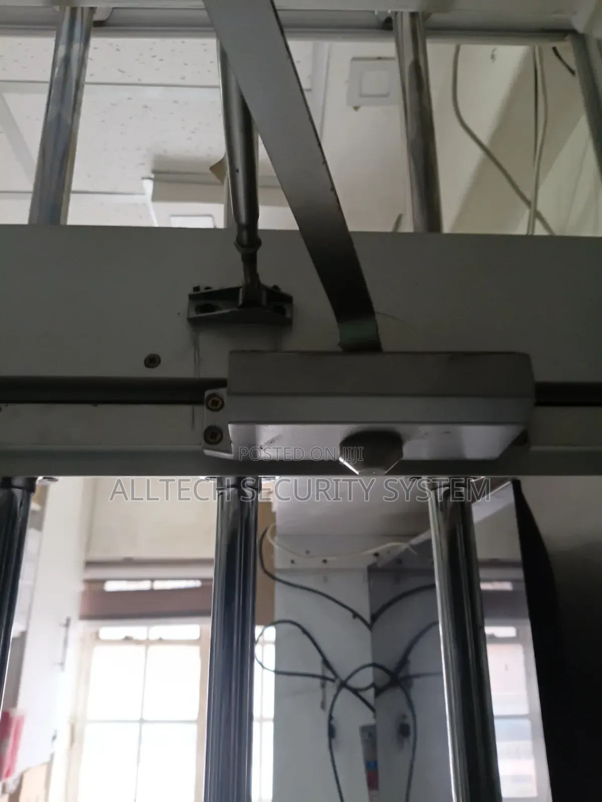 Automatic Door Closer