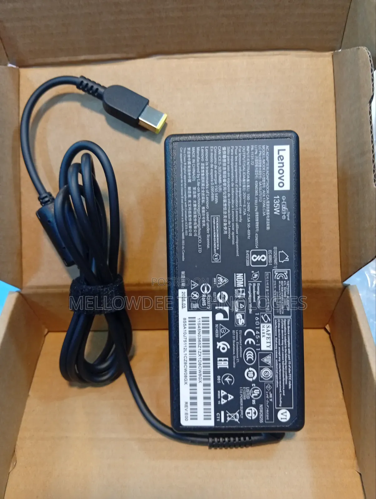 Lenovo USB 135w Adapter