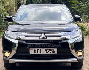 Mitsubishi Outlander 2016 Black