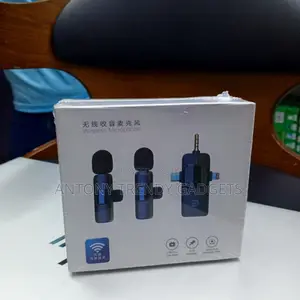 3-in-1 Wireless Microphone for Live Streaming Interviews