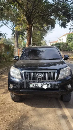Toyota Land Cruiser Prado 2010 Black
