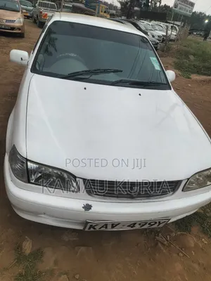 Toyota Corolla 2001 White
