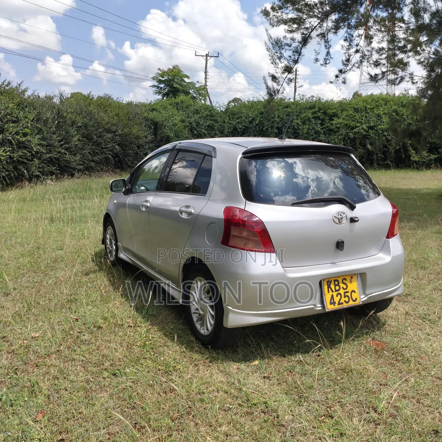 Toyota Vitz 2006 Silver
