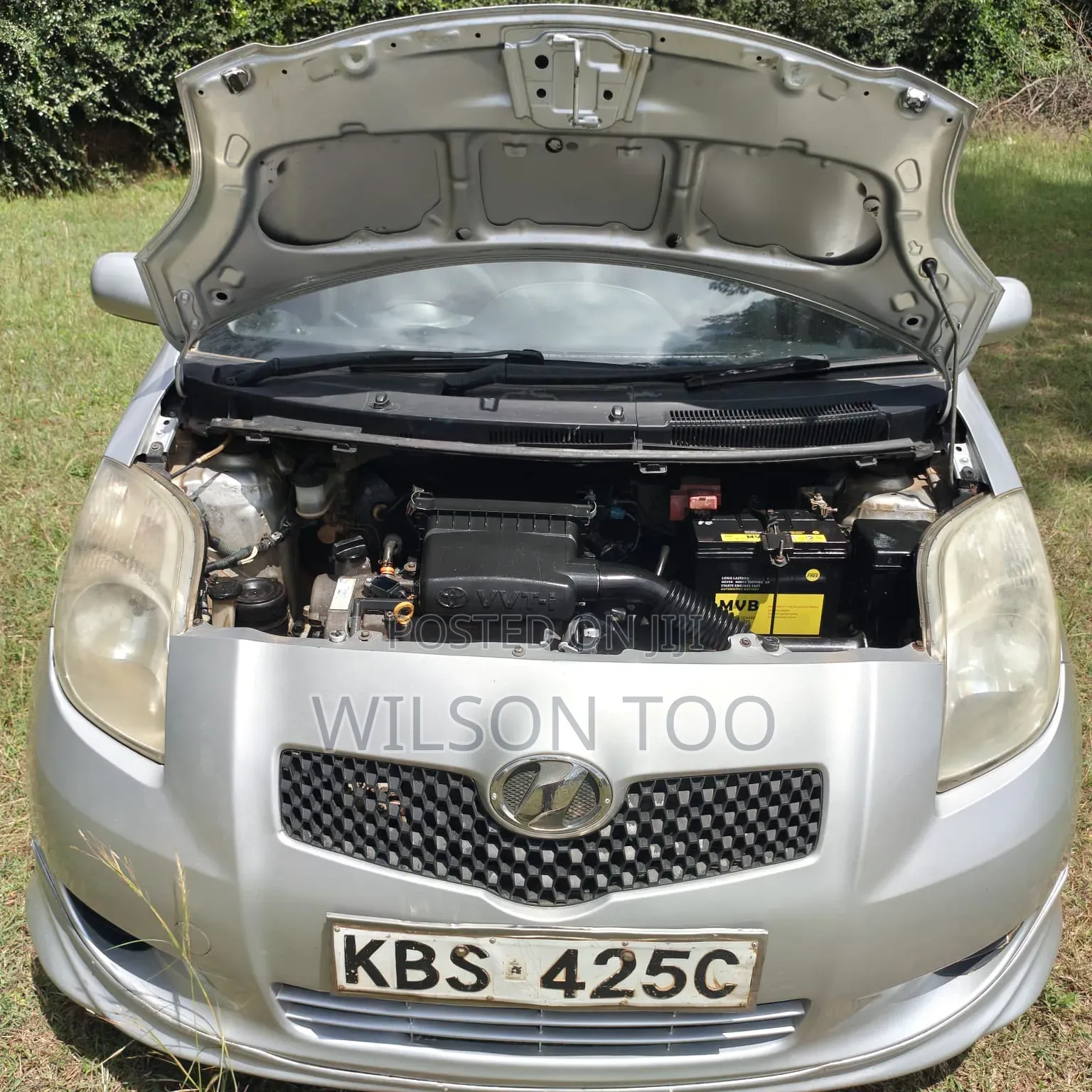 Toyota Vitz 2006 Silver