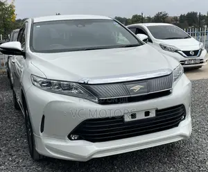 Toyota Harrier 2.5 Hybrid 4WD 2019 White