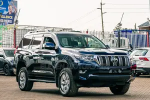 Toyota Land Cruiser Prado 2019 Blue