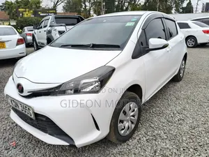 Toyota Vitz 2016 White