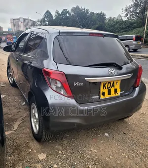 Toyota Vitz 2013 Gray