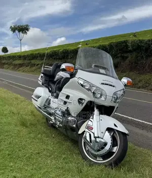 Honda Gold Wing 2008 White