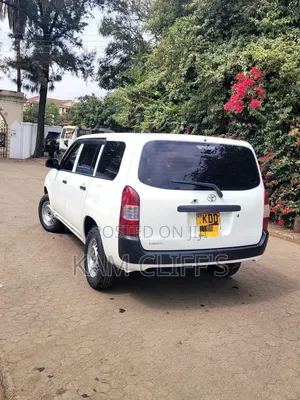 Toyota Probox 2014 Off white