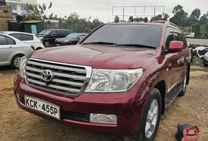 Toyota Land Cruiser 2010 Red