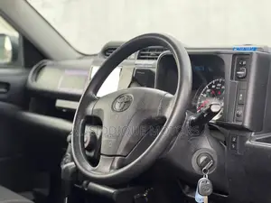 Toyota Succeed 2020 Silver