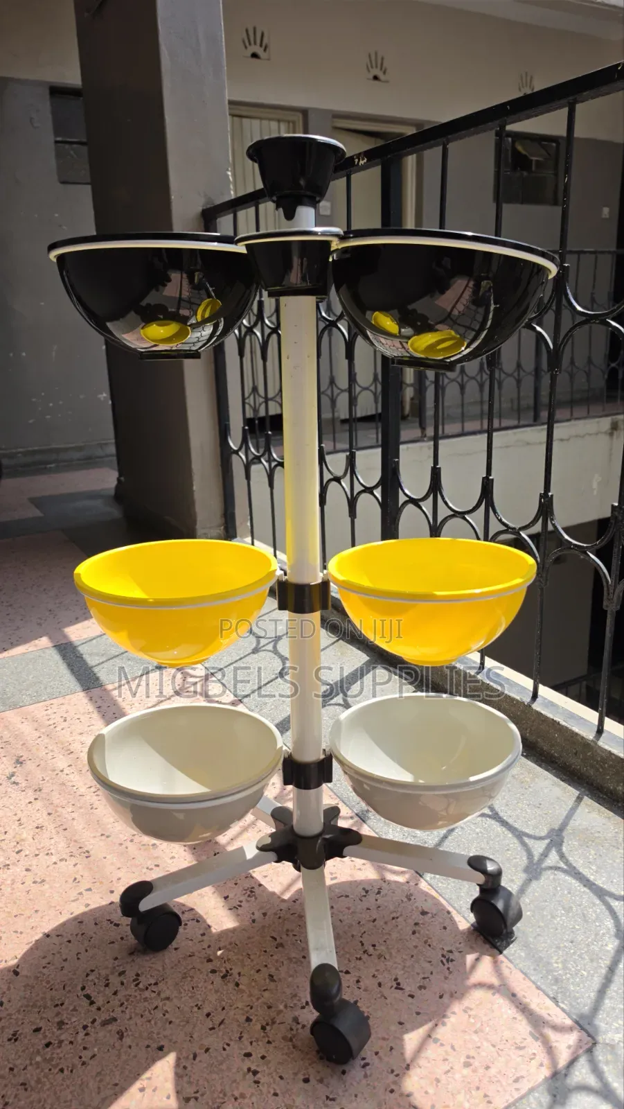 Salon Trolley Half Sphere Bowls