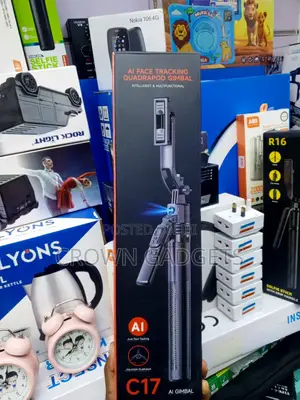 C17 AI Face Tracking Phone Gimbal With 360° Auto Rotation