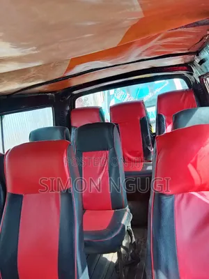 Toyota HiAce 2006 Blue