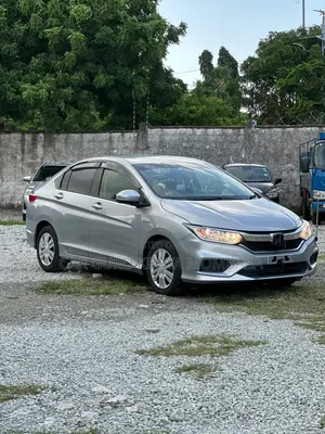 Honda Grace 2019 Silver