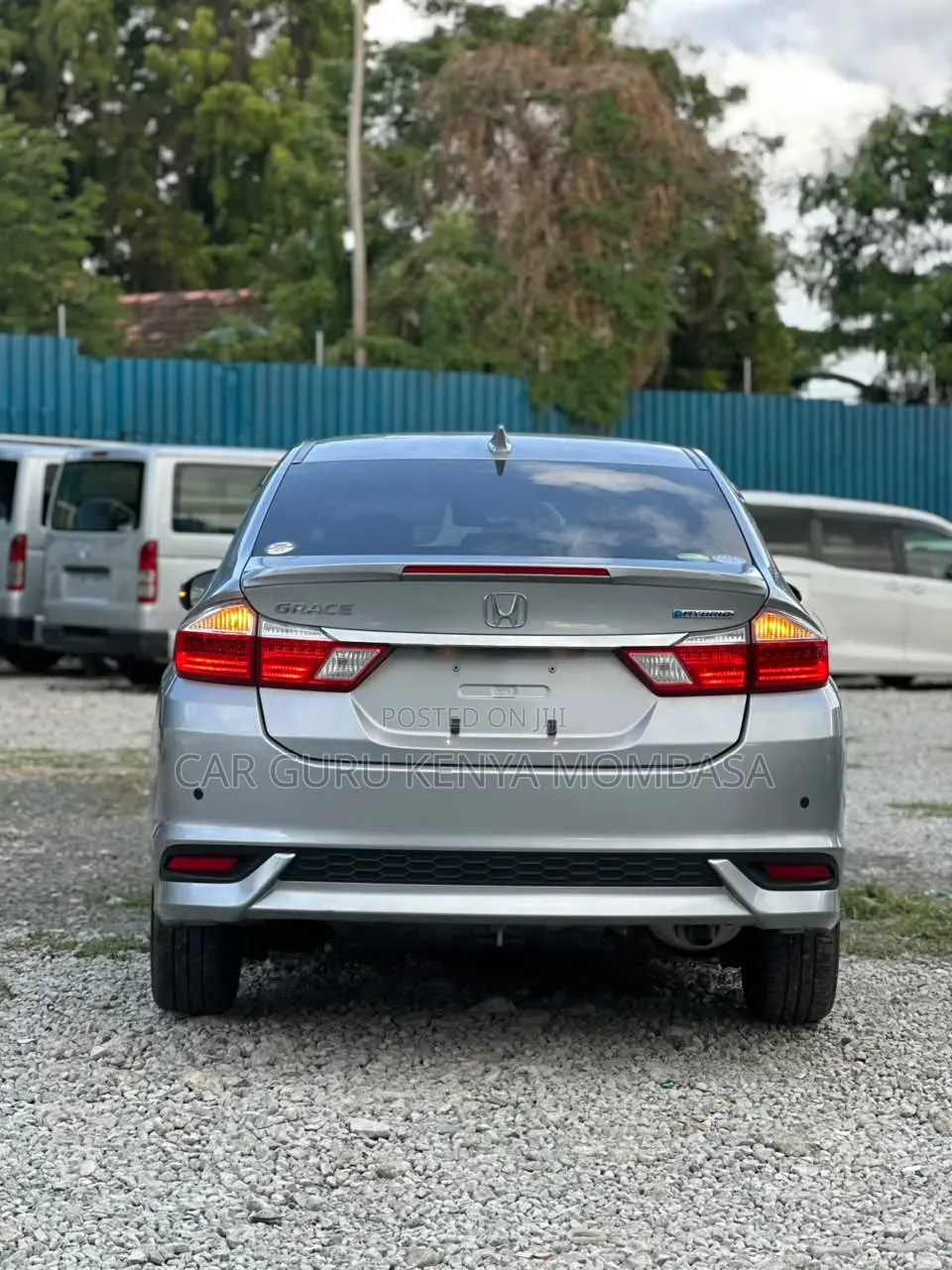 Honda Grace 2019 Silver