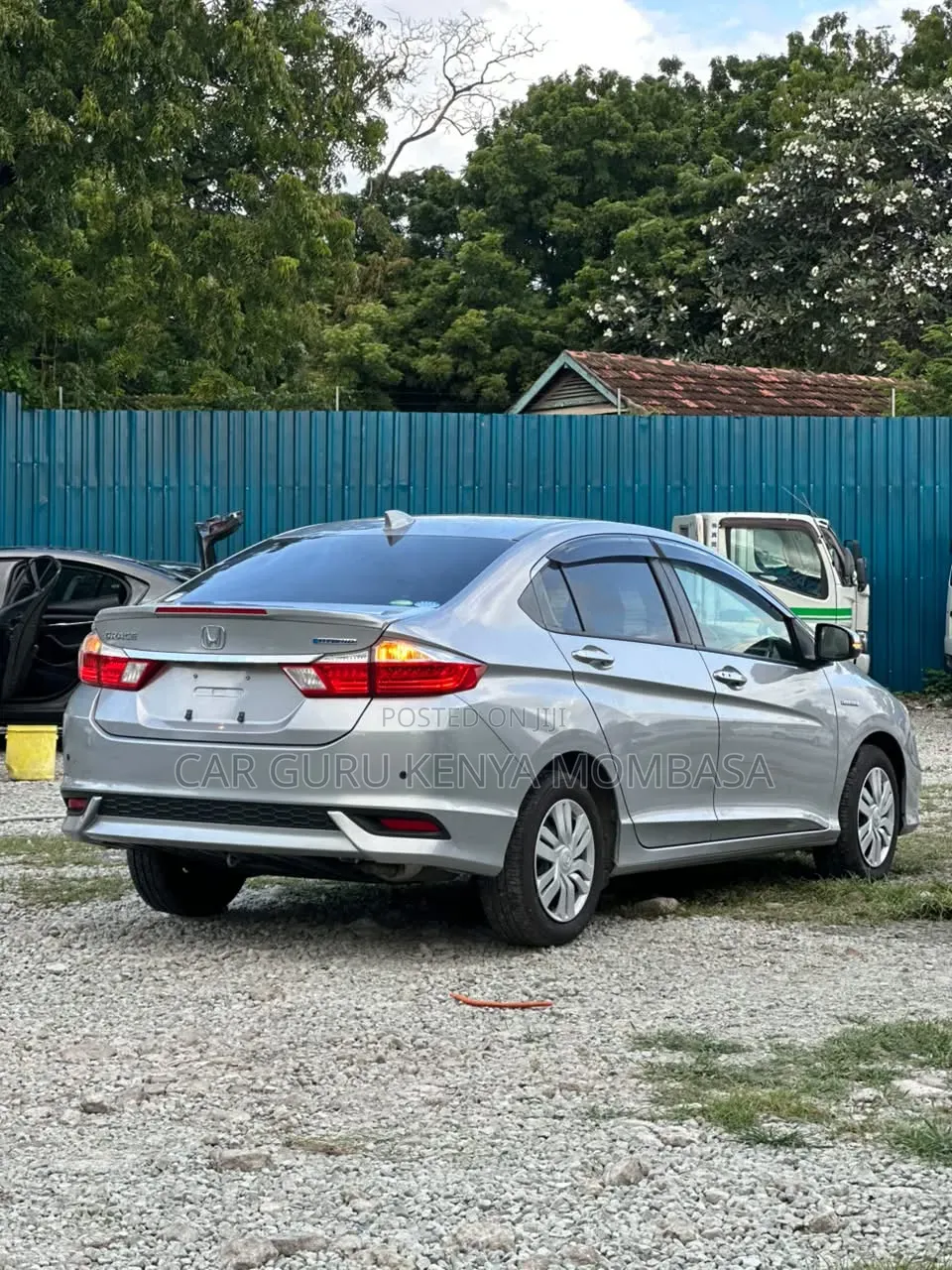 Honda Grace 2019 Silver