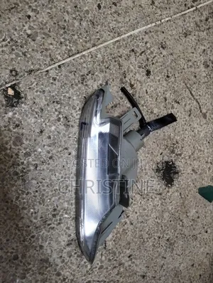 Honda Insight Left Front Bumper Reflector