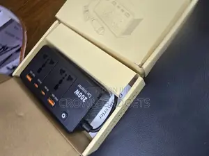 200W 12V Car Power Inverter With Dual AC USB-C PD Ports
