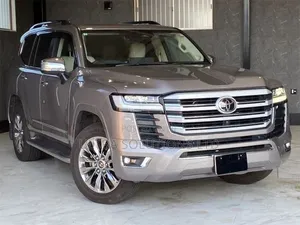 New Toyota Land Cruiser 2026 Gold