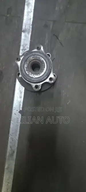 Vanguard Rear Wheel Hub