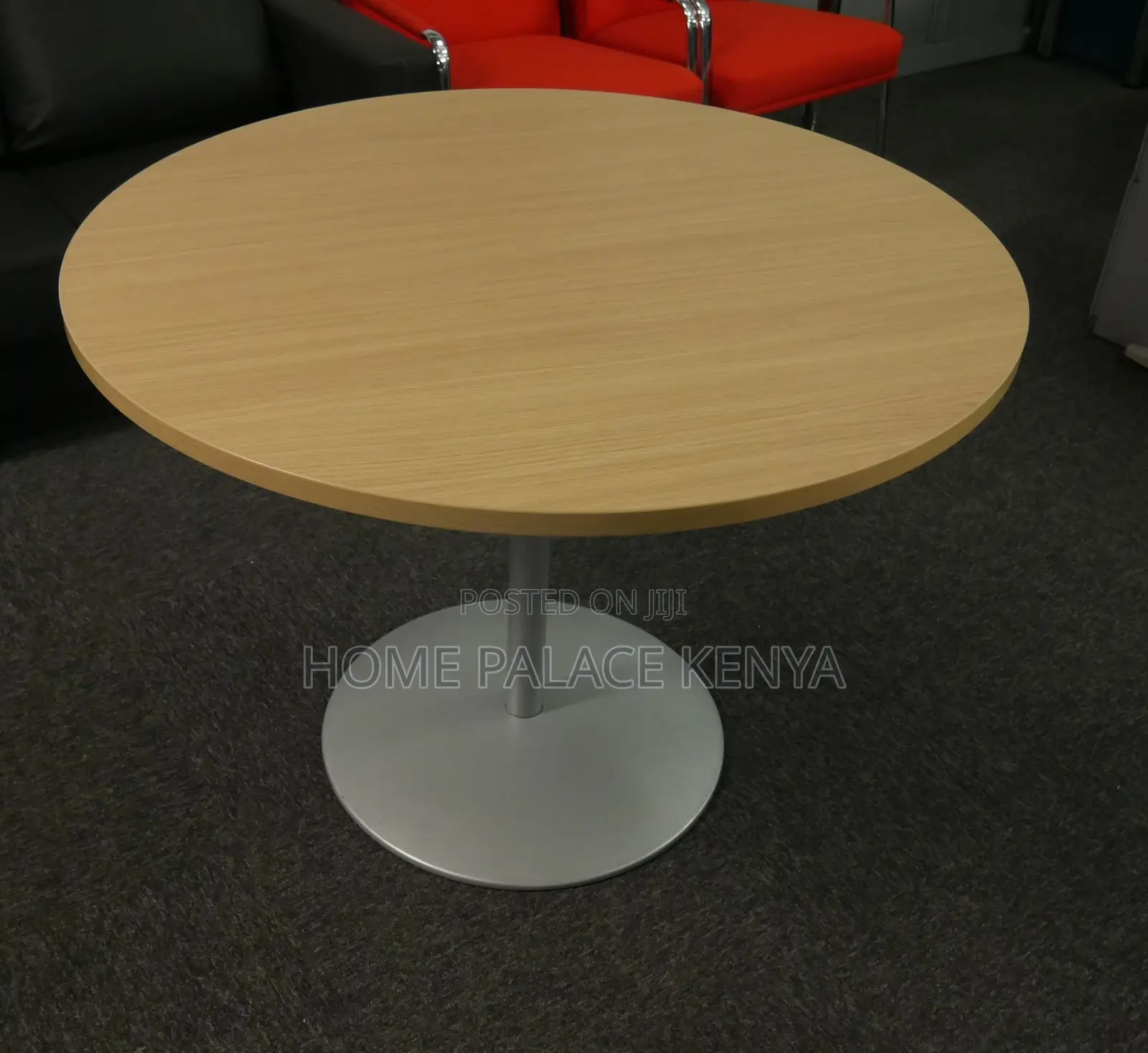 Round Table: Custom Discussion Beech and Silver Round Table