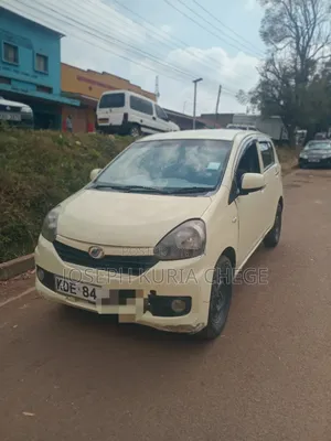 Daihatsu Mira 2014 Yellow