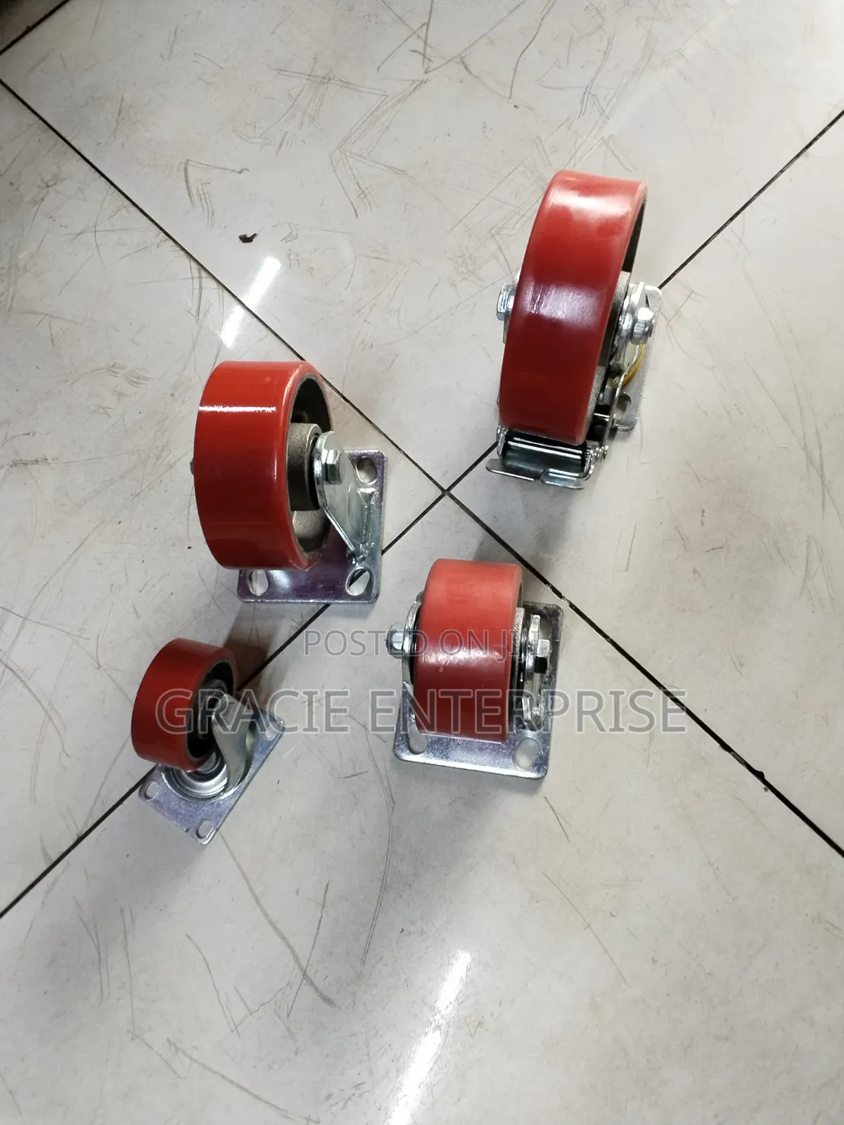 3" Rotating Metallic Caster Wheel