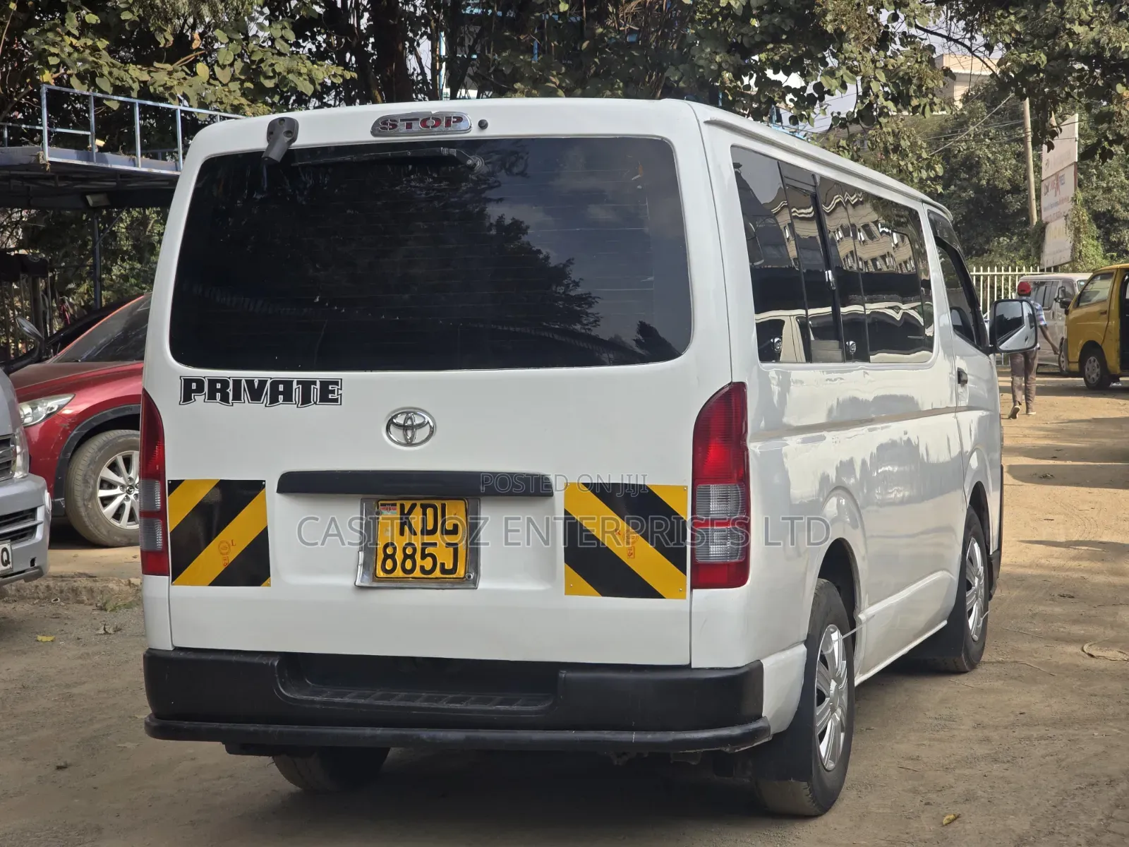 Toyota HiAce 2016 White