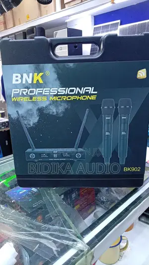 BNK BK902 Professional Dual-Channel UHF Wireless Microphone System
