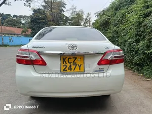 Toyota Premio 2013 White