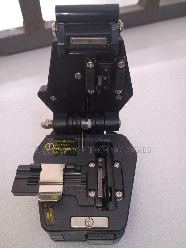 Comptyco Aua-6c Cleaver