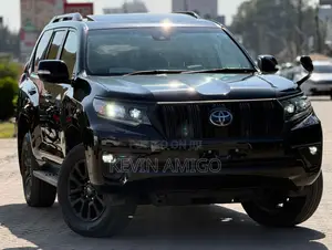 Toyota Land Cruiser Prado 2.7 2023 Black