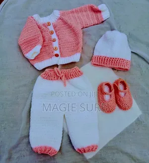 Crochet New Born Baby Clothes