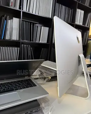Desktop Computer Apple iMac 8GB Intel Core 5 HDD 1T