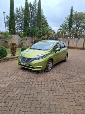 Nissan Note 2016 Green