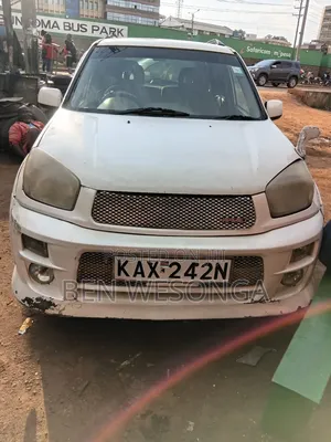 Toyota RAV4 Automatic 2000 Pearl
